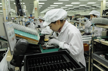Đi xuất khẩu lao động Nhật Bản ngành điện tử có vất vả không?
